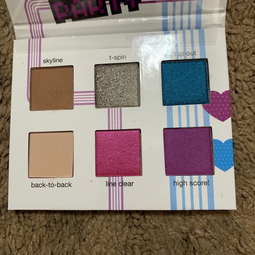 Tetris eyeshadow pallet